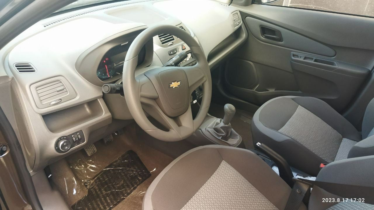 chevrolet cobalt 2005 салон