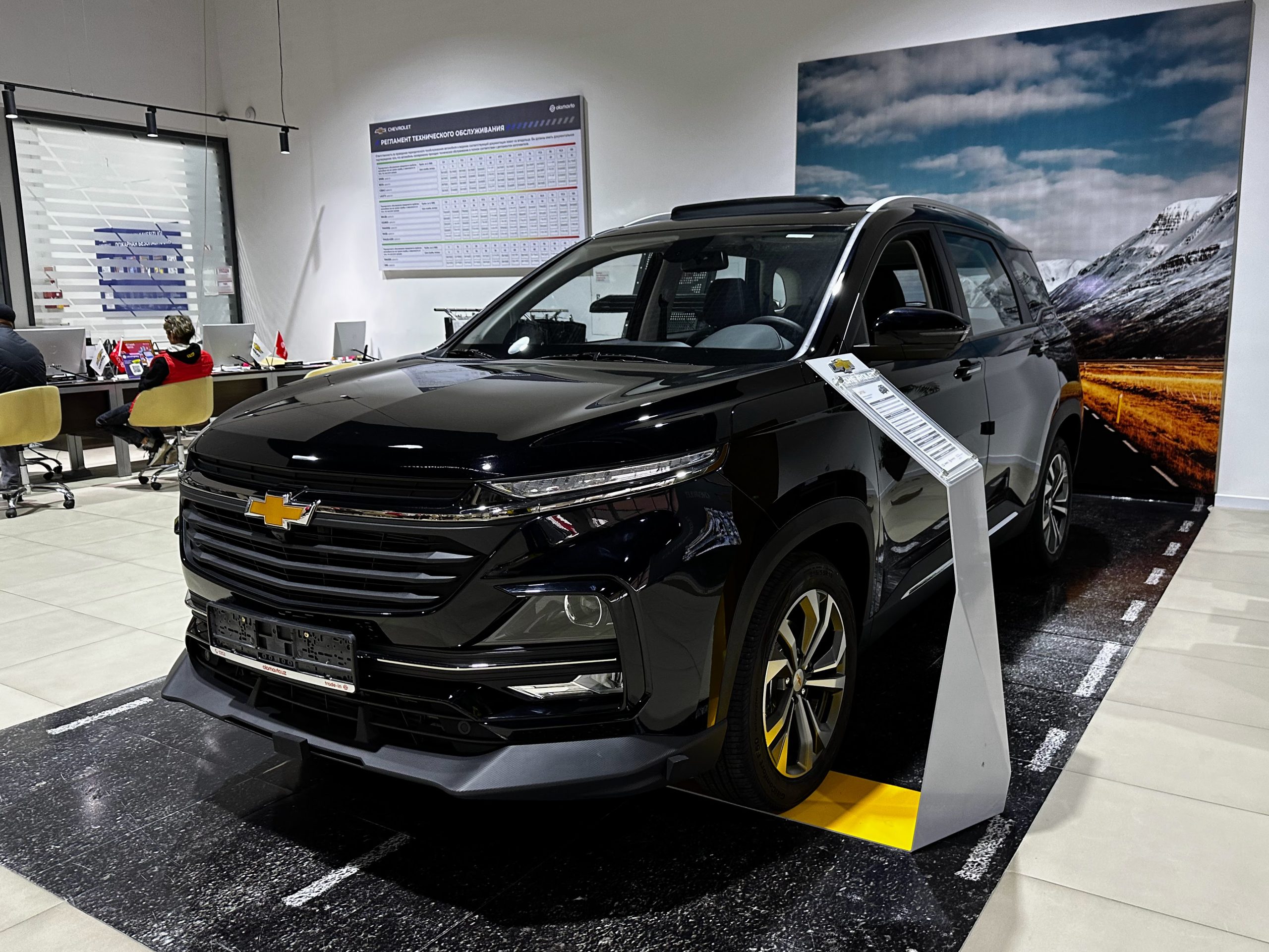 Chevrolet Captiva 5 в автосалоне в Ташкенте